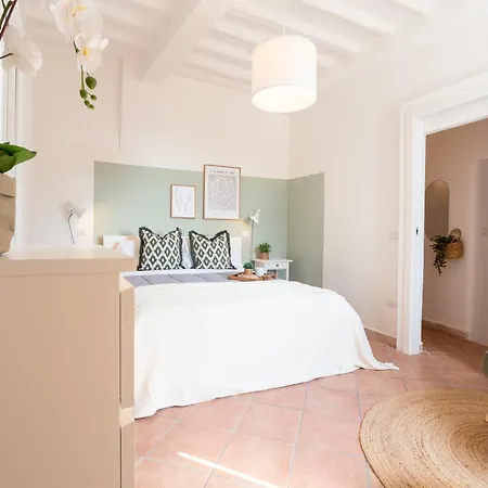 Apartamento Downtown - With A Cozy Terrace Perúgia