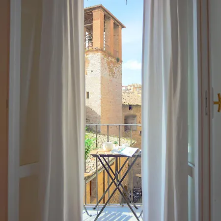 Downtown - With A Cozy Terrace