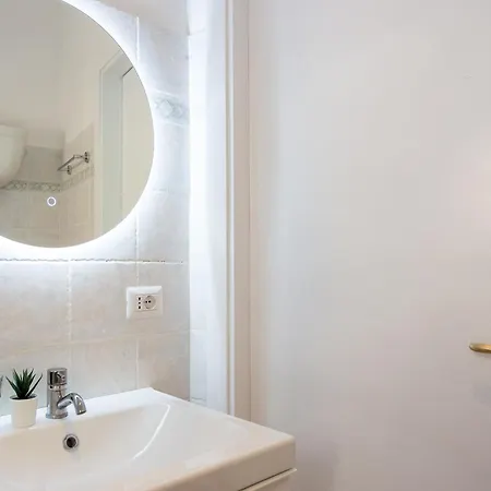 Apartamento Downtown - With A Cozy Terrace Perúgia