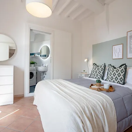 公寓 Downtown - With A Cozy Terrace