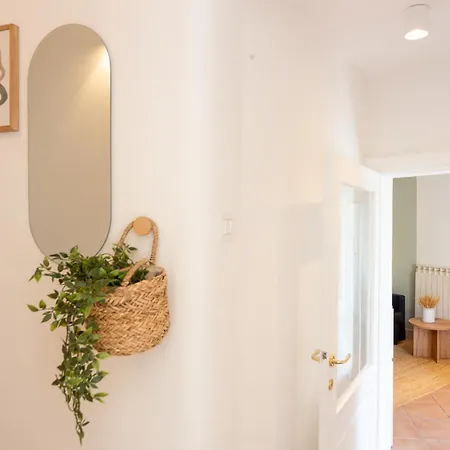 公寓 Downtown - With A Cozy Terrace *