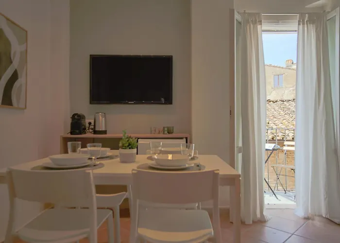 Downtown - With A Cozy Terrace Perugia